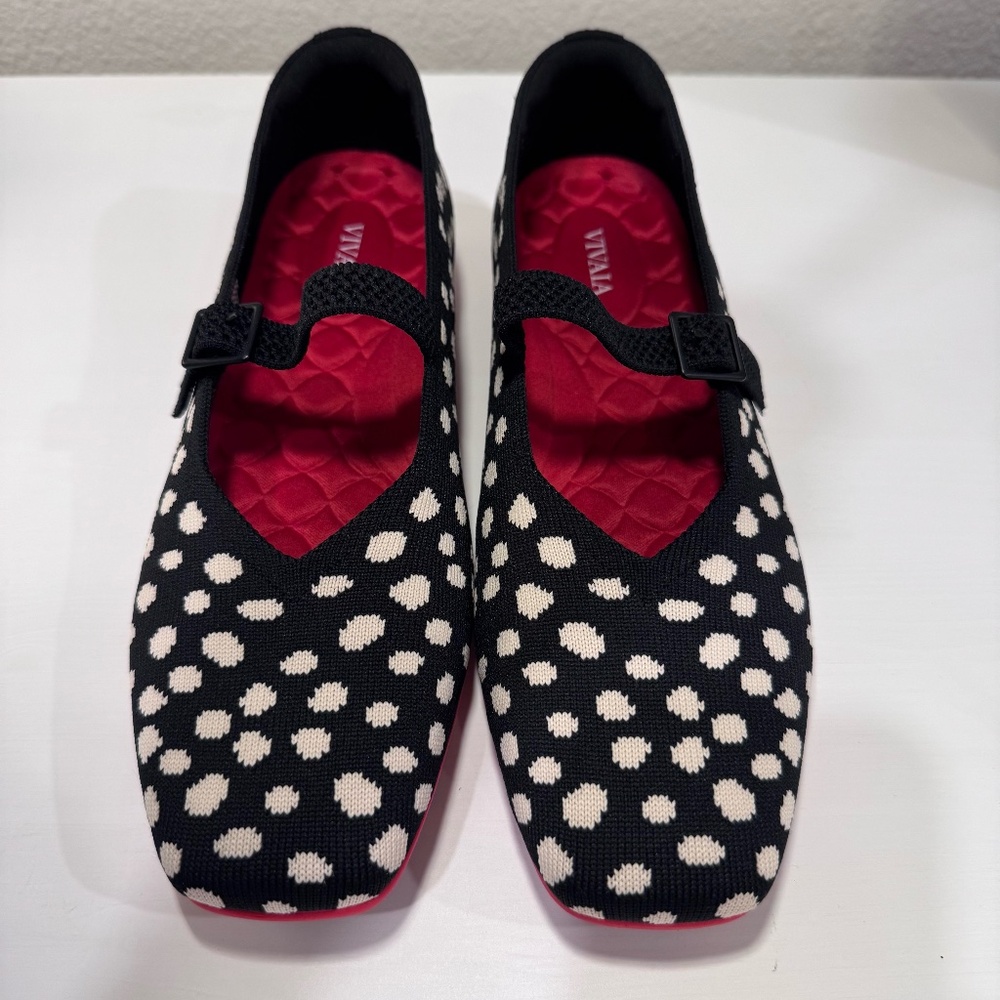 Vivaia Lightweight Square-Toe Mary-Jane (Margot Walker Mary-Jane) - 9-9.5